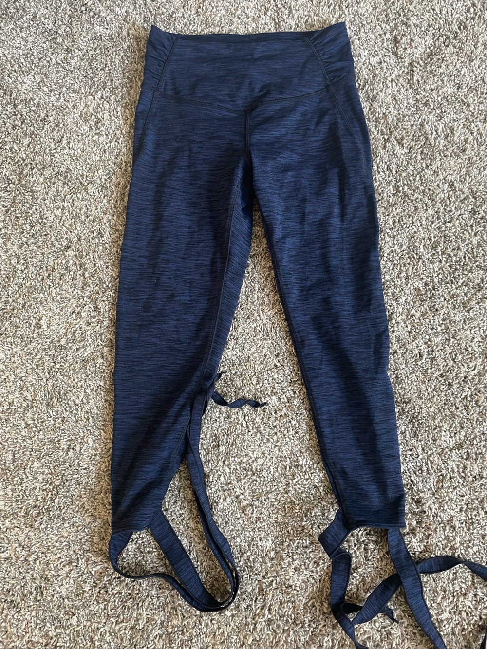 Manduka Made for Yoga Leggings in XS in gently used condition